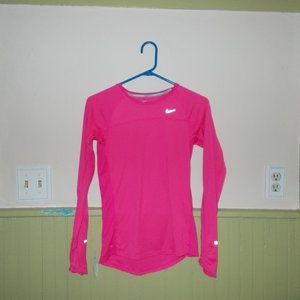 Nike lightweight longsleeve top fuscia pink size s